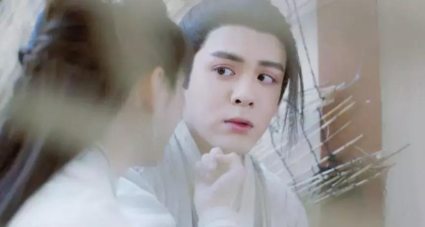 重读武侠经典,新倚天张无忌多情