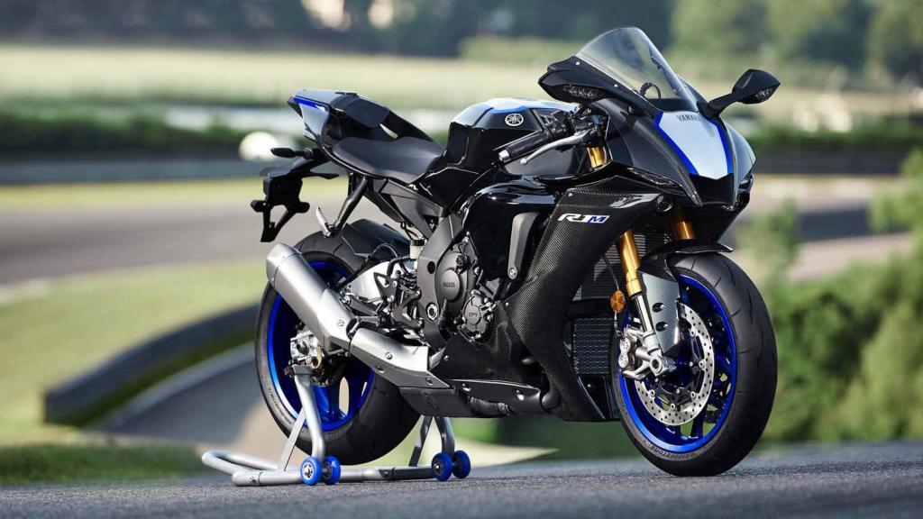 天上有飞机地上有坦克的游戏,天上有飞机地上有crh380d