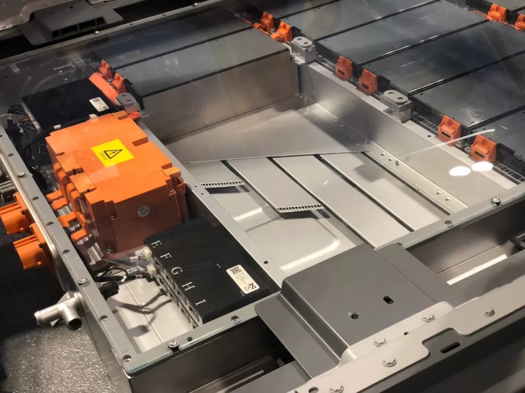 铝合金电动车哪个牌子好,电动车是纯电动好还是混合动力好