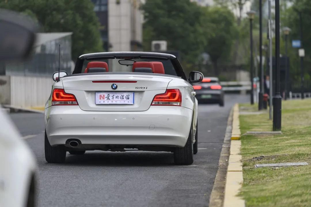 二手宝马120i值多少钱,二手宝马120i三厢2005款