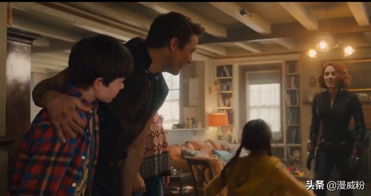 钢铁侠第一次见到惊奇队长,钢铁侠第一次见惊奇队长