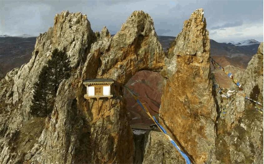 自我封闭与世隔绝,自我囚禁哪里都是牢笼