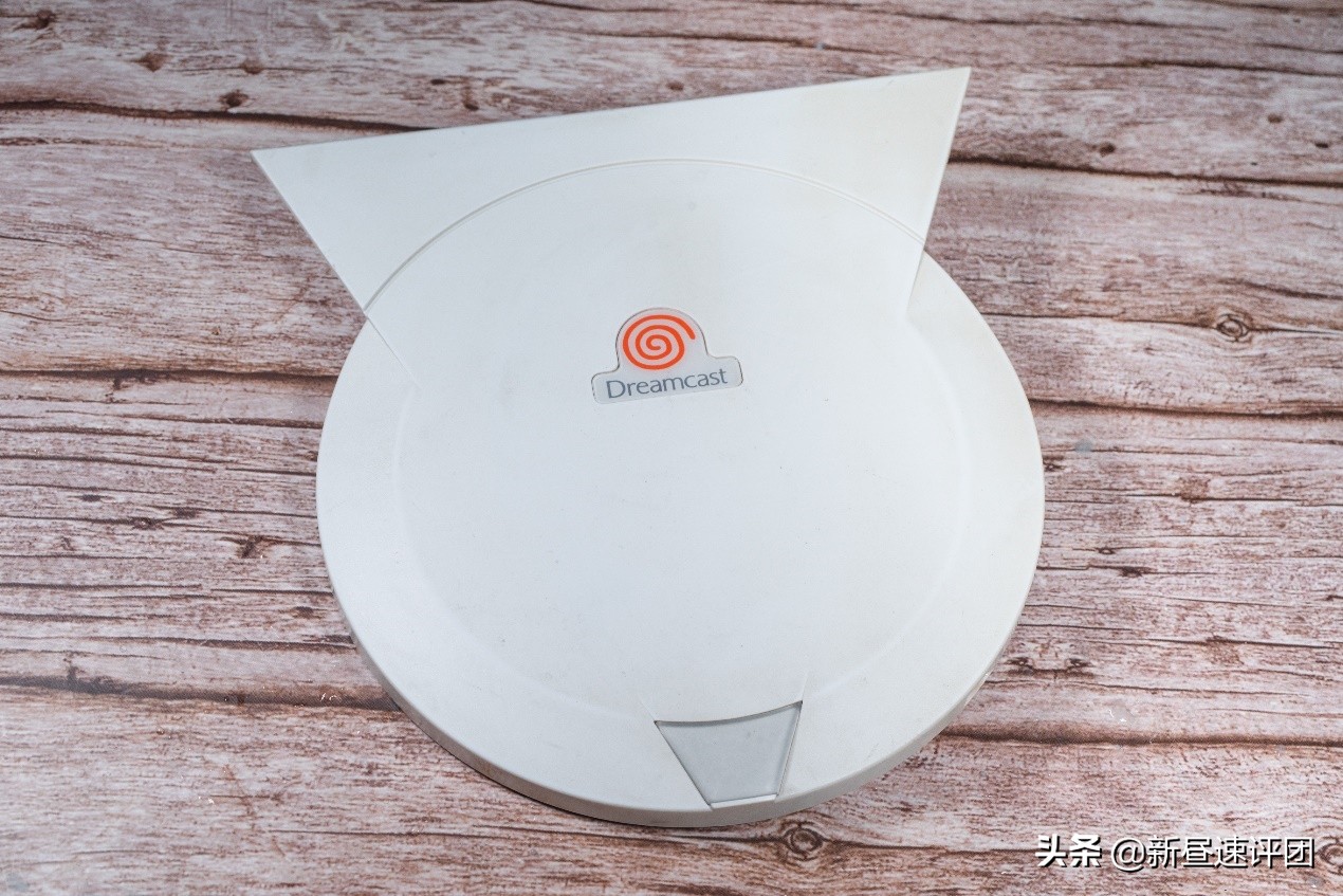 翻新修复DreamCast游戏机：好端端的产品，差点让公司倒闭