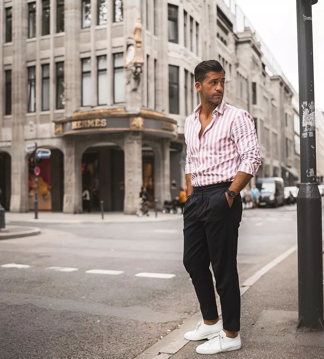 时尚博主kostaWilliams，个子不高，却是穿衣模板