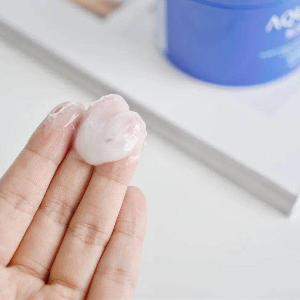 女士头发又细又黄油腻,又黄又软的头发