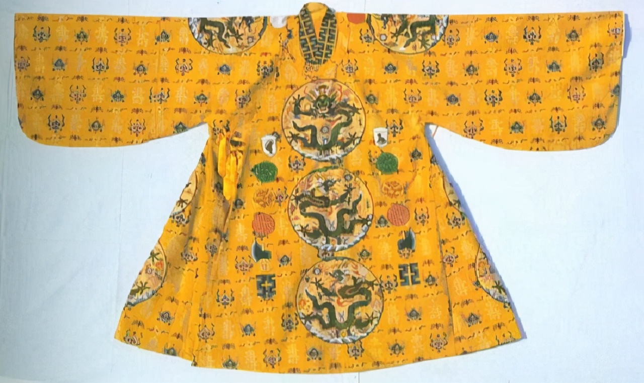 明定陵是郭沫若和谁发掘的,郭沫若为何执意发掘明定陵