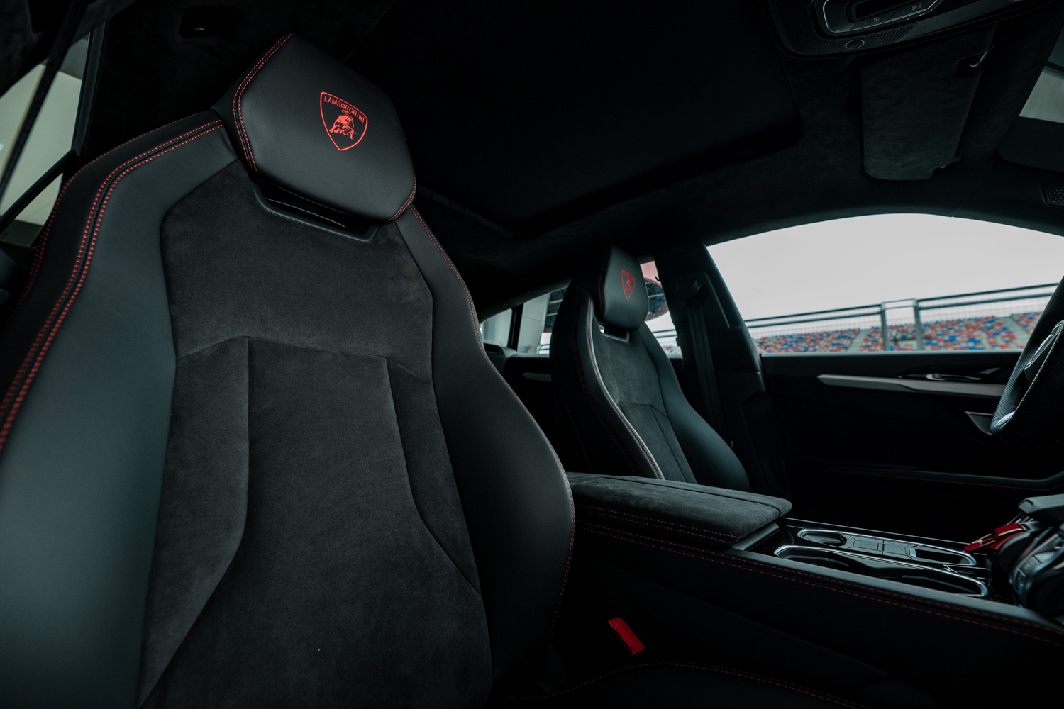 小牛飓风升级evo,飓风小牛飙车