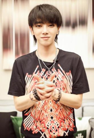 华晨宇八卦大揭秘,华晨宇被爆出过哪些绯闻