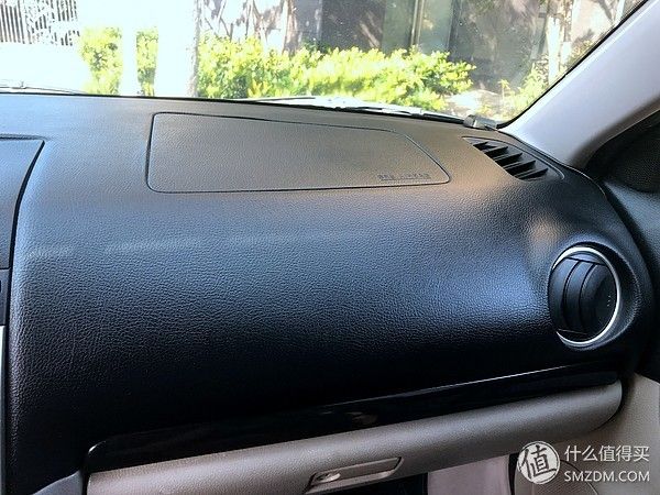 只需一招让您的爱车焕然一新,让你的爱车内饰光亮如新