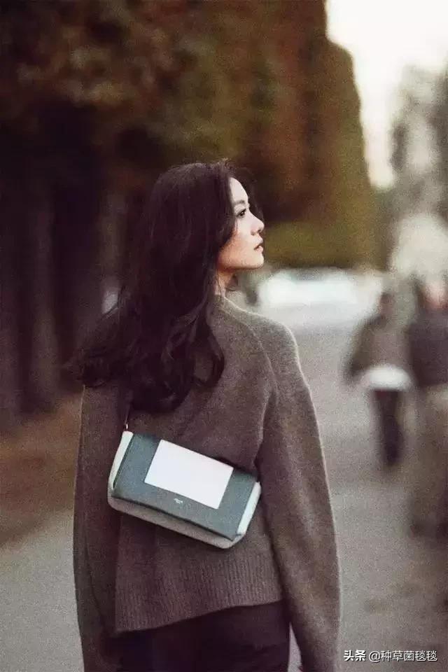 穷就不要买奢侈品,低调款大牌包包有哪些牌子