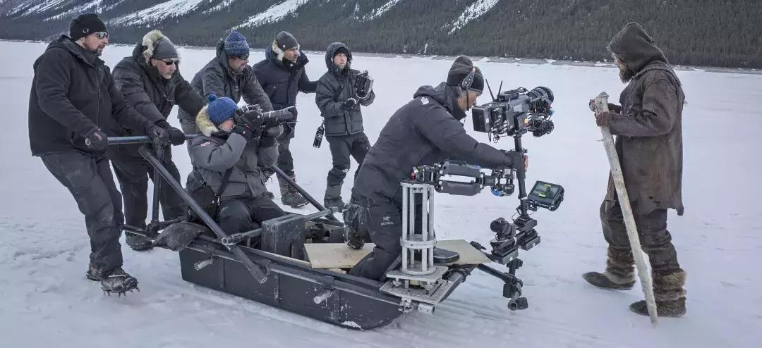 玩游戏而现实发生改变的电影,一部玩游戏才可以活下去的电影