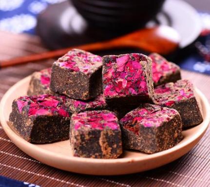 红糖和黑糖什么区别,红糖和黑糖区别是什么