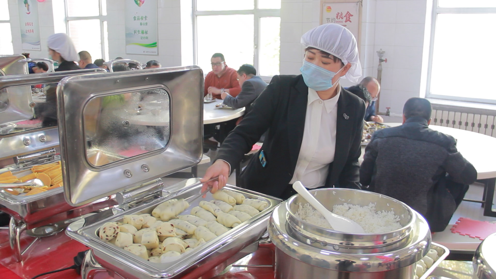 热烈庆祝长春市养正高中、农安县合隆中学千喜食堂盛大开业