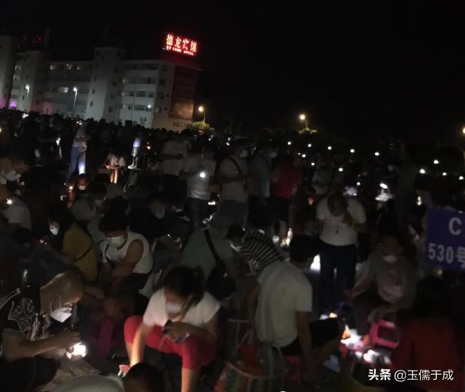 云南瑞丽市孔雀舞,云南瑞丽翡翠市场位置全攻略