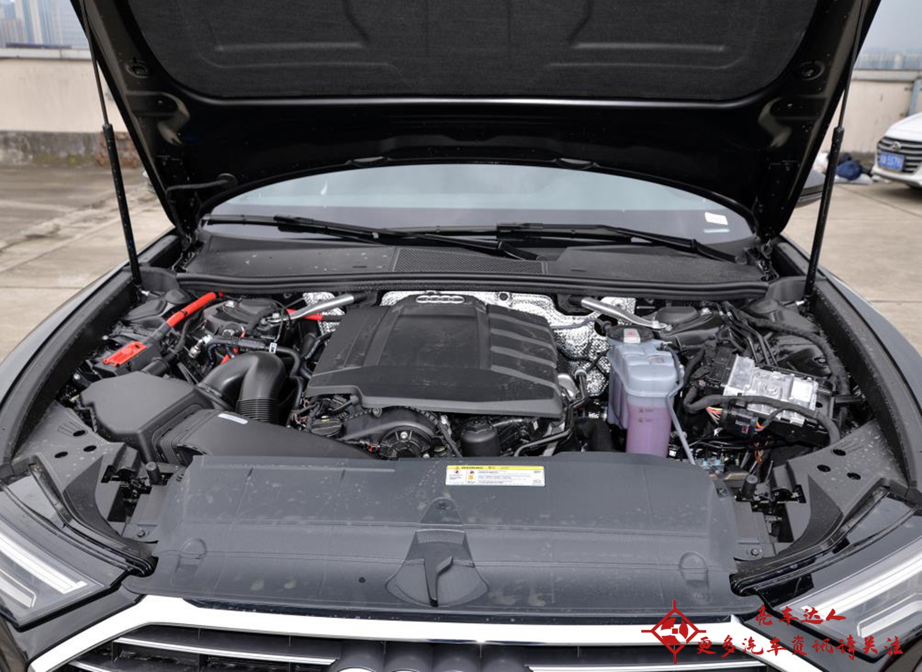 2.0t的奥迪a6很费油吗,12款2.0t奥迪a6l值得买吗