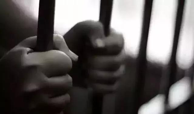 15岁少年看色情视频后性侵7岁女童，我们该如何反思这类案子？