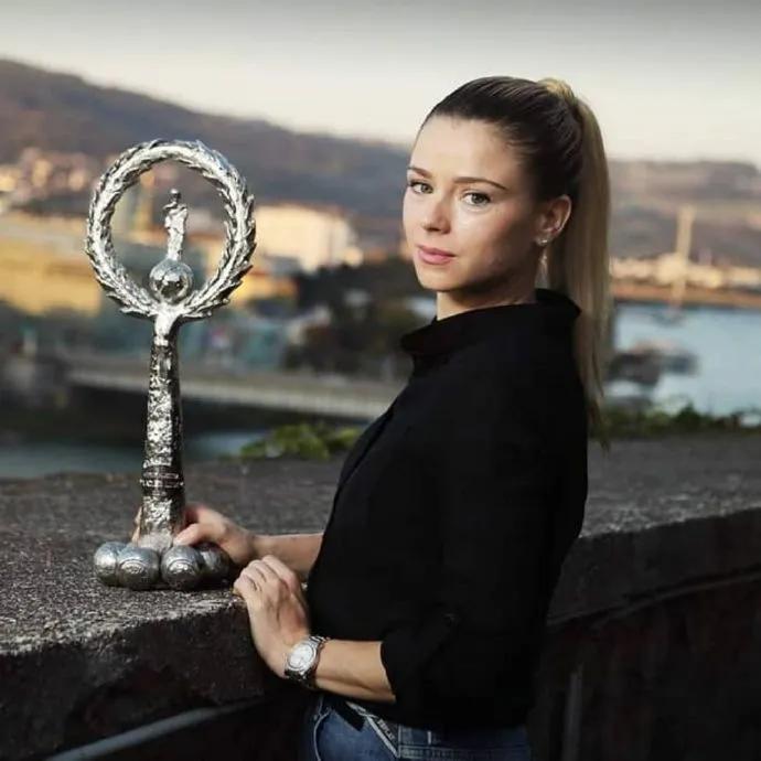 网球从零基础应该怎么练,网球技巧和打法初学者