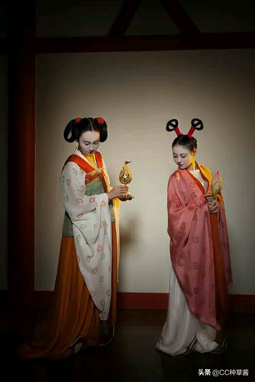 盘点各个年代的汉服,最正宗的汉服是什么样子的