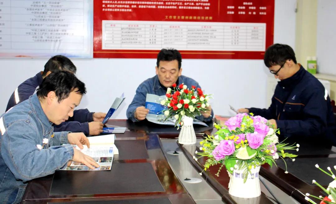 焊接工人劳模事迹,焊花劳模