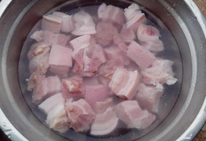 瘦肉型猪肉怎么才能煮得软烂,炖猪肉片软烂不柴的秘方