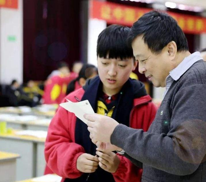 高中跟不上课咋办,高中生学不进去家长怎么引导