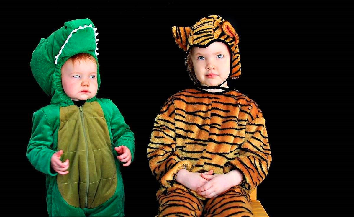 孩子喜欢模仿狗的动作怎么办,小孩模仿动物动作正常吗