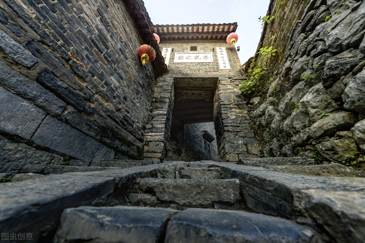 国内景色最美的十大古镇,国内风景优美的十大古镇