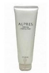 20岁左右女生适用的化妆品,20岁用什么化妆品比较好