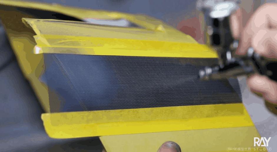 把小米铁蛋爆改成钢铁加鲁鲁的大佬,还曾把手机改造成北京城