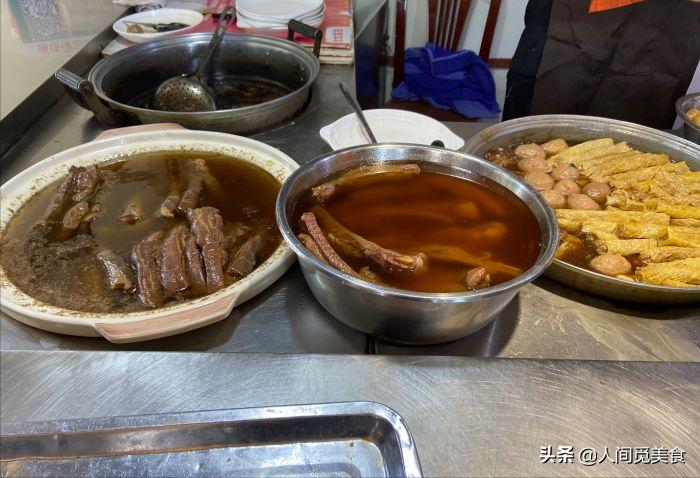 山东济宁数一数二的甏肉干饭,10元1份给3两肉,一天收入上万元