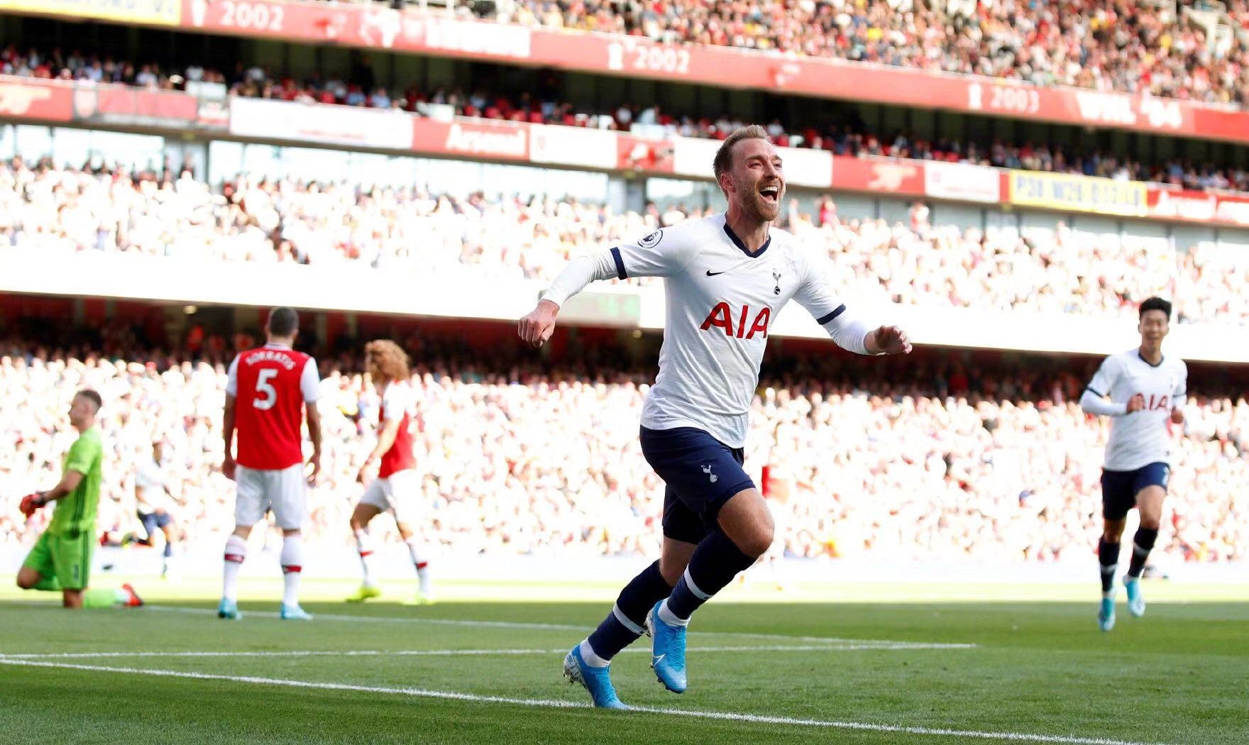 英超第4轮综述积分榜:红军蓝月再度发威红魔蓝军痛失好局