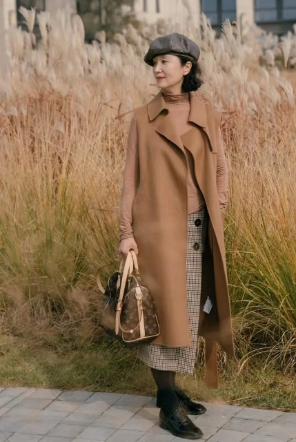 70后女人卫衣穿搭,中青年女性穿搭高级感裤子