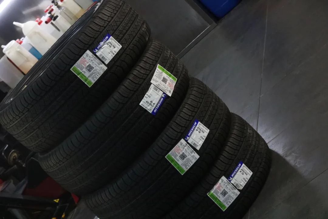 2010年路虎发现4整备翻新纪实,2017年路虎发现4全车整备翻新