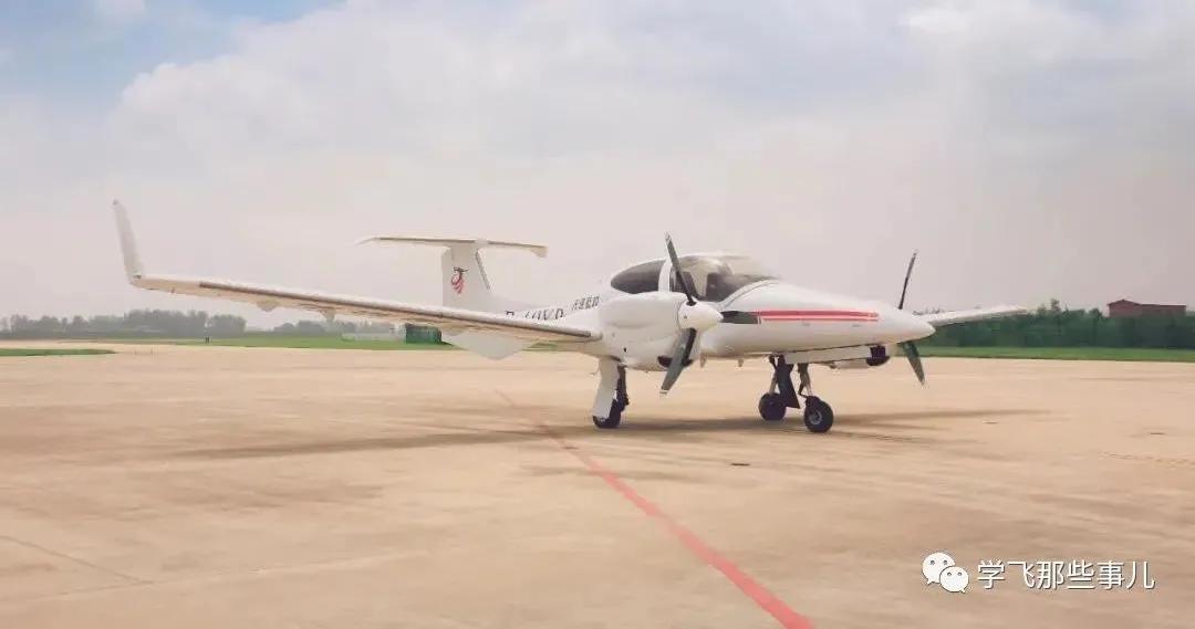 航校是一所什么性质的学校,龙浩航校简介