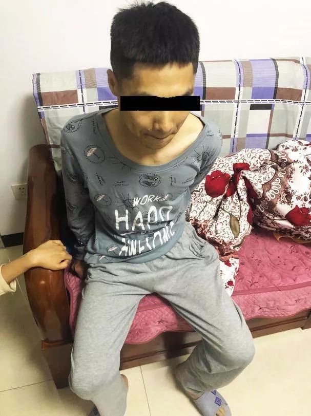 收到这条短信，你的位置就会泄露！开发者：帮忙找老婆、找儿子，感觉很正当啊