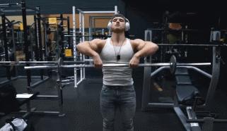 练肩杠铃提拉好不好,杠铃推肩主要练肩哪里