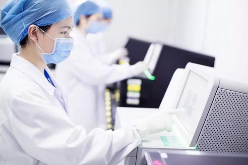 怎样提前查出孩子有结节性硬化症,婴儿结节性硬化症的表现