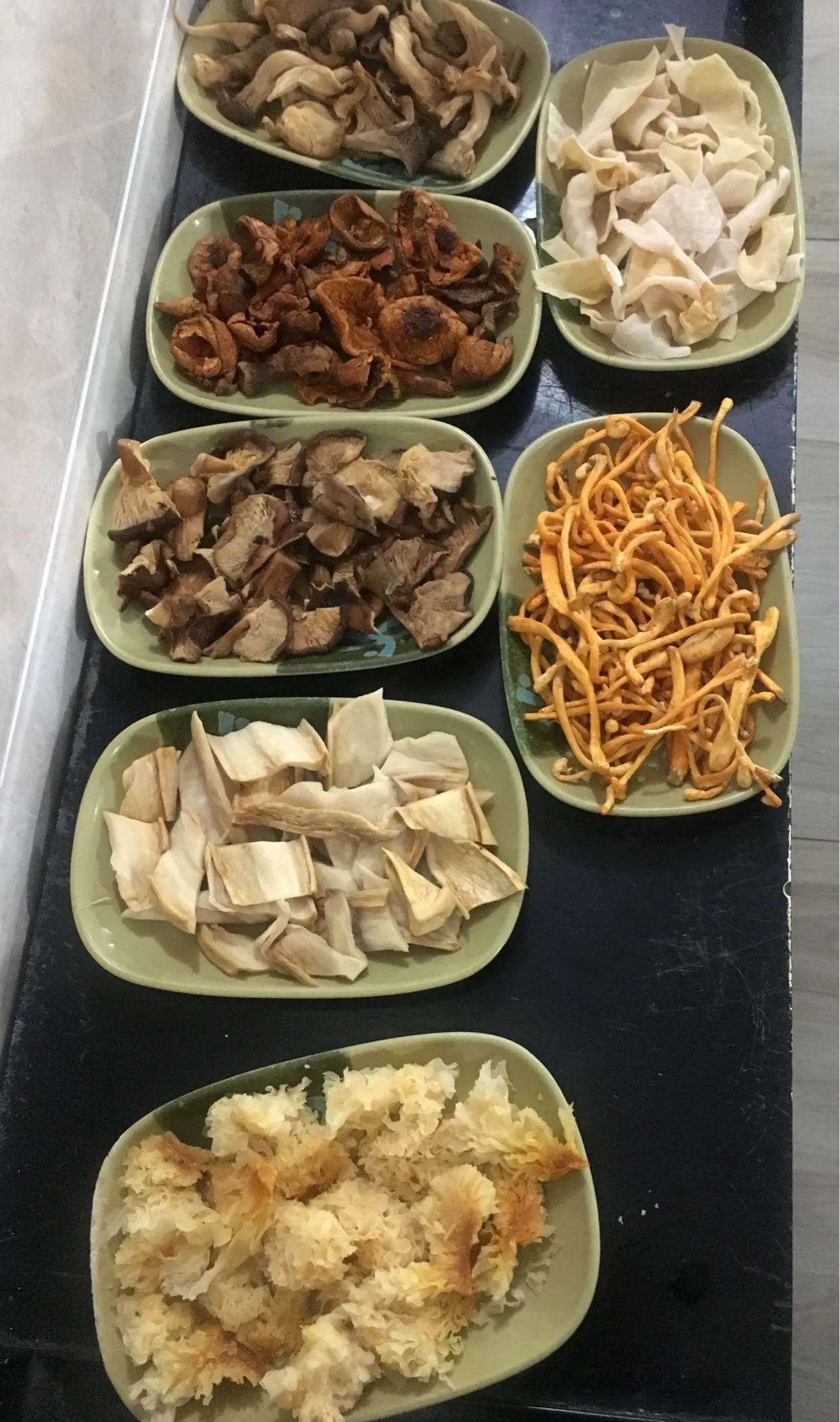 你知道韩国的国花：木槿花么？用来配鸡煲鲜美异常