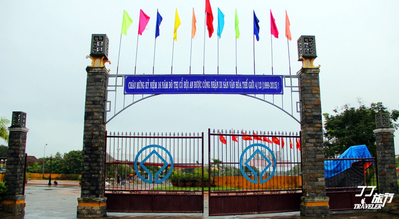 形容一个邮轮很豪华很大怎么说,不动声色可以形容美景吗