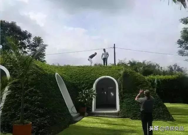 不玩爆改！外国设计师用一个“中国式窑洞”征服民宿界