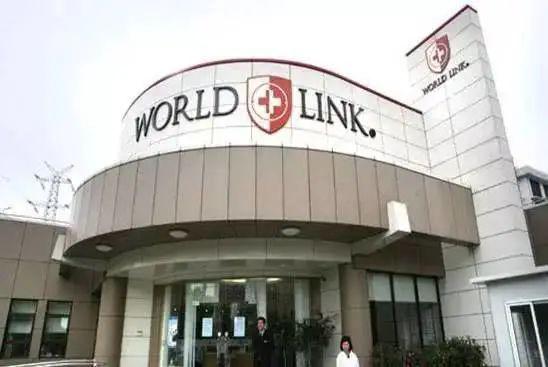 上海楼市太魔幻:最高一套8000万排队抢豪宅竟打起来了