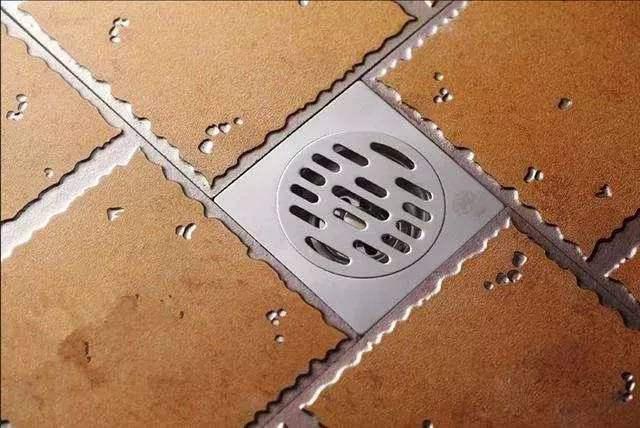 地漏在最角落怎么贴砖,贴砖前地漏怎么处理
