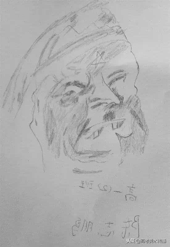 画素描石膏像的少年天才,素描真的可以把人画得活灵活现