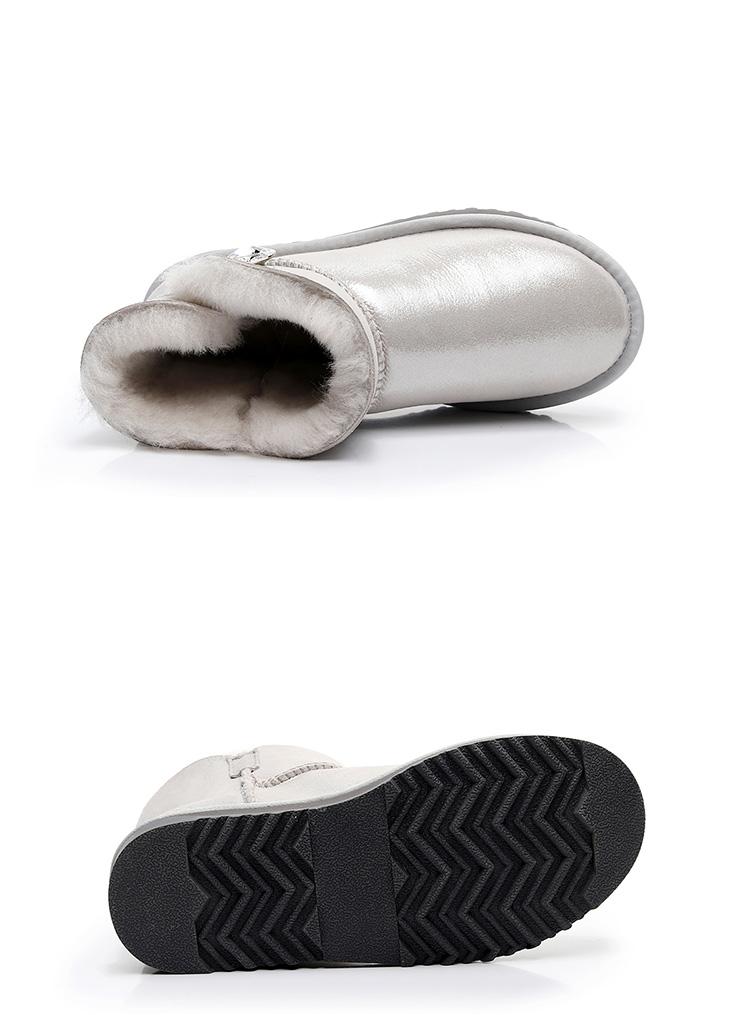 ugg雪地靴和哪款比较像,什么颜色ugg雪地靴最流行