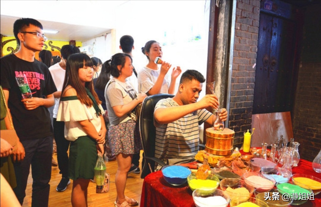 西安探店美食回民街,相约西安回民美食街