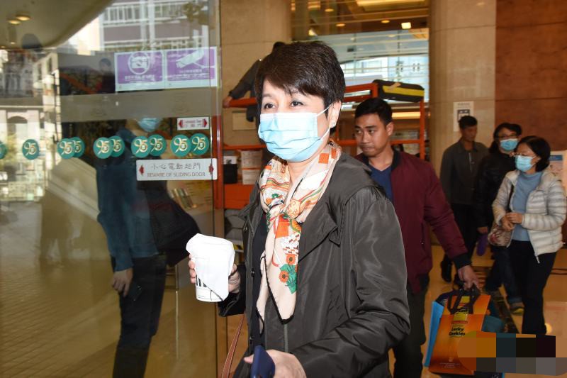 98岁赌王现在住院了吗,98岁赌王病危后续