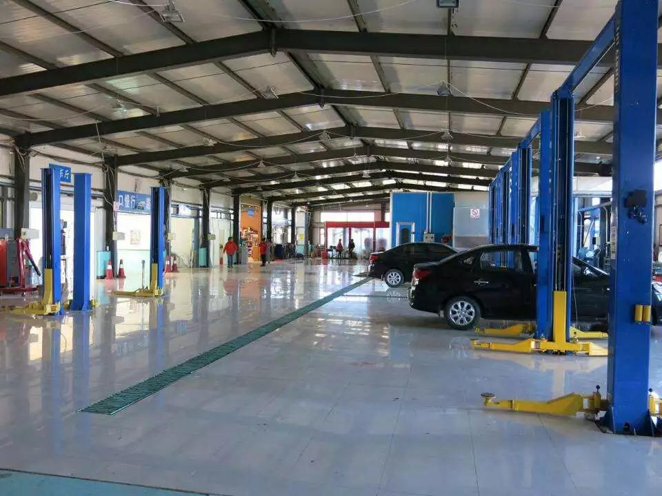 引擎盖下的4S店吃瓜指南