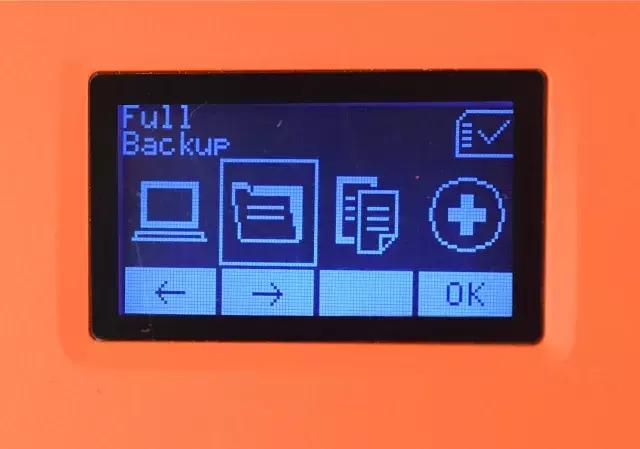 功能丰富的MAMEN智能数据读卡器