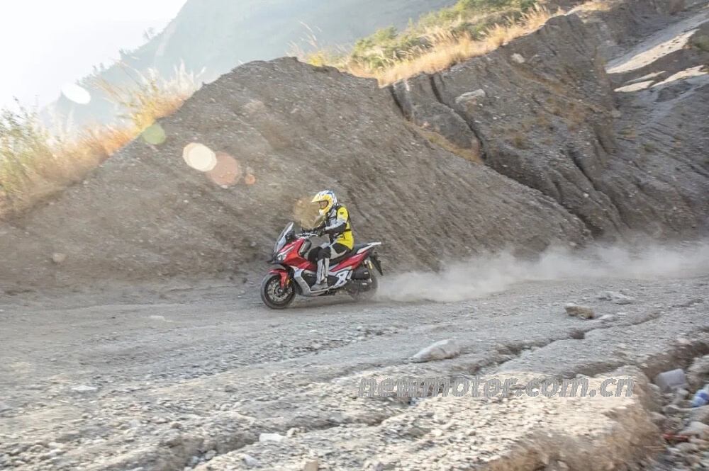 大阳150adv越野,大阳150adv跑西藏