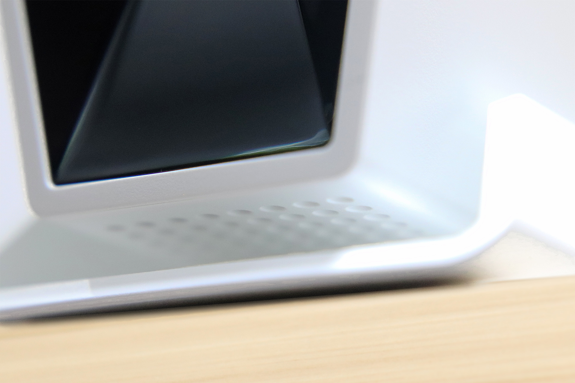 买wifi6路由器还是等wifi7,linksyse9450对比mx4200